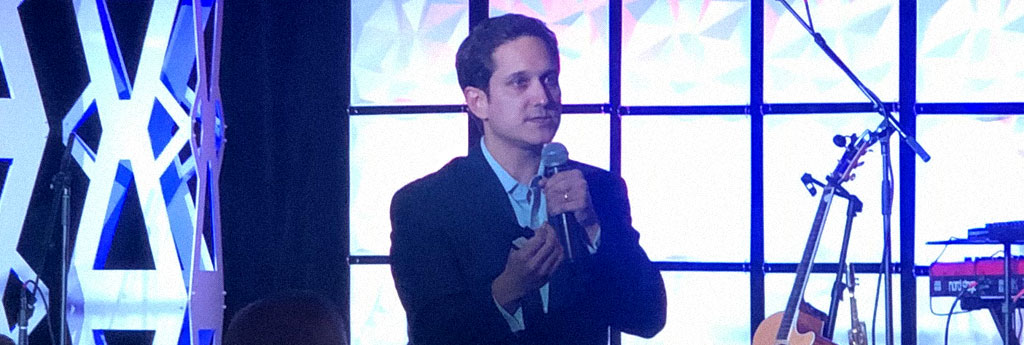 Jason Dorsey giving an in-person presentation